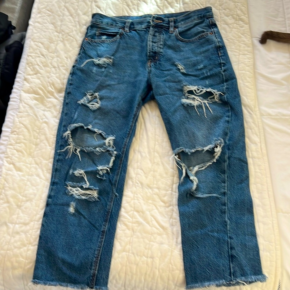Liverpool dark denim distressed boyfriend jean
Size  US 8